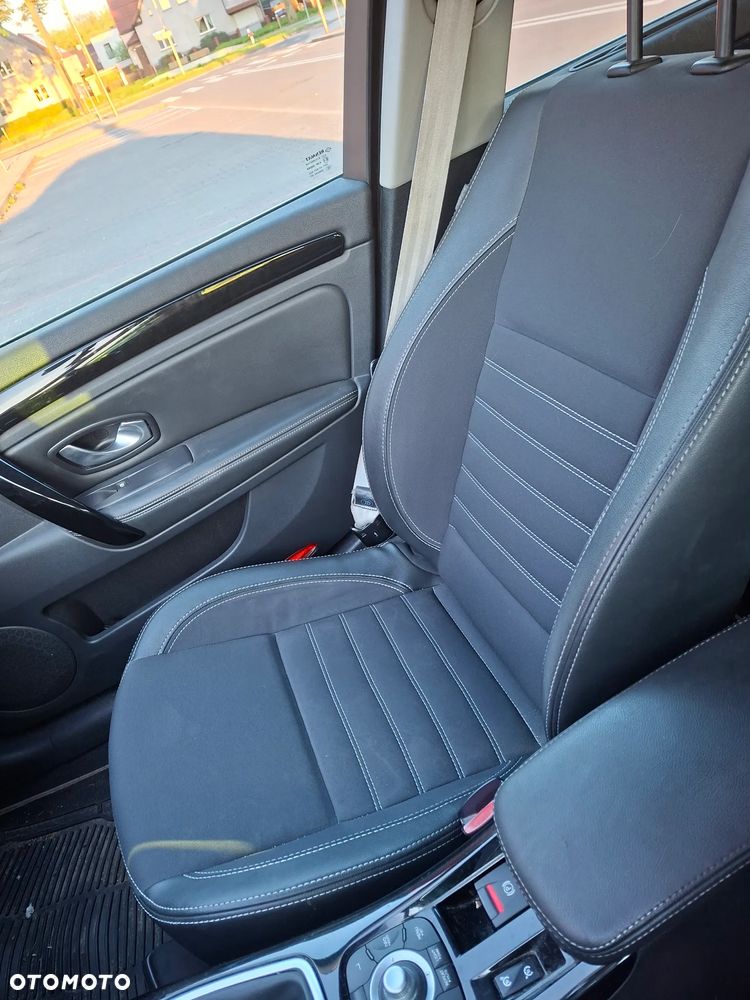 Renault Laguna 2.0 dCi Bose Edition - 11