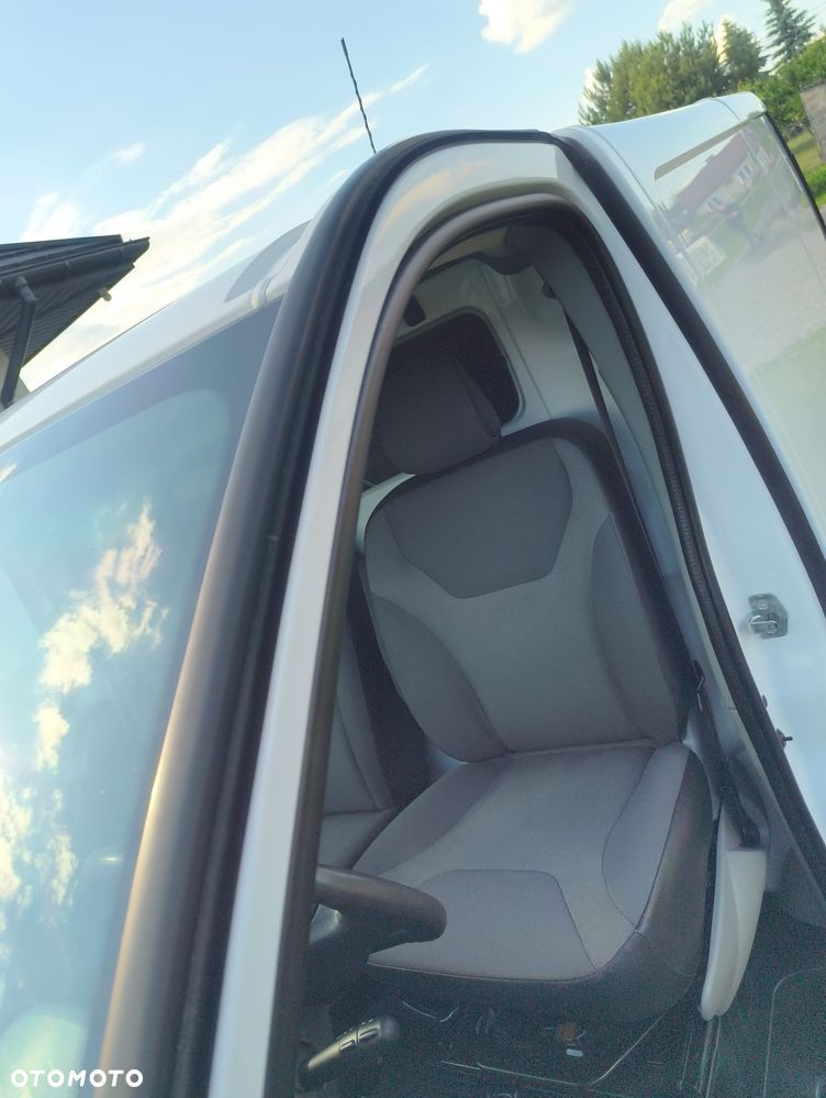 Renault TRAFIC - 17