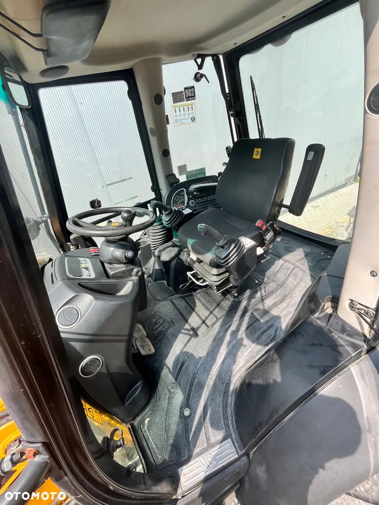 JCB 3CX - 13
