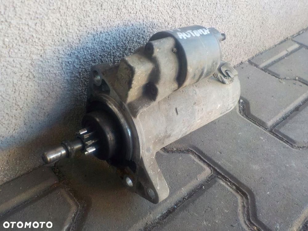 VW T4 AUTOMAT 96-03r ROZRUSZNIK STARTER - 2