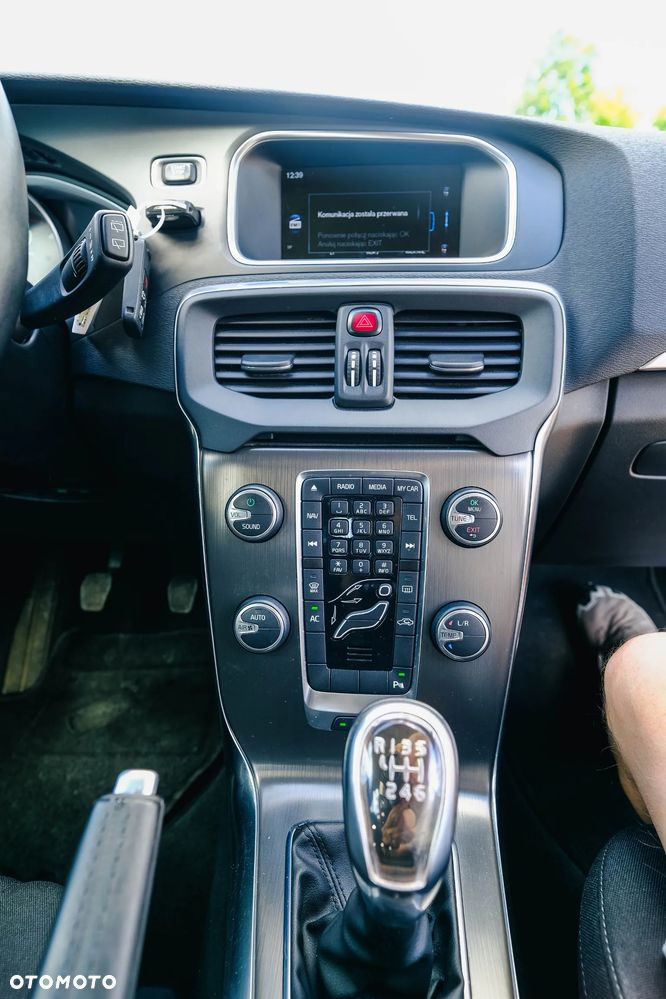 Volvo V40 D2 Kinetic - 38
