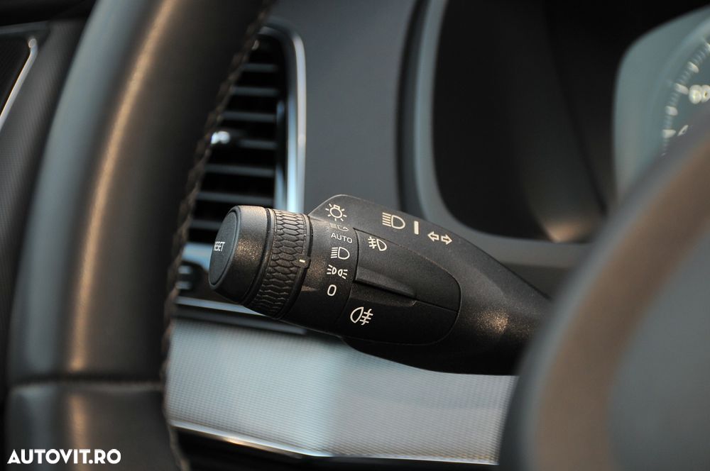 Volvo XC 90 B5 D AWD Geartronic RDesign - 19