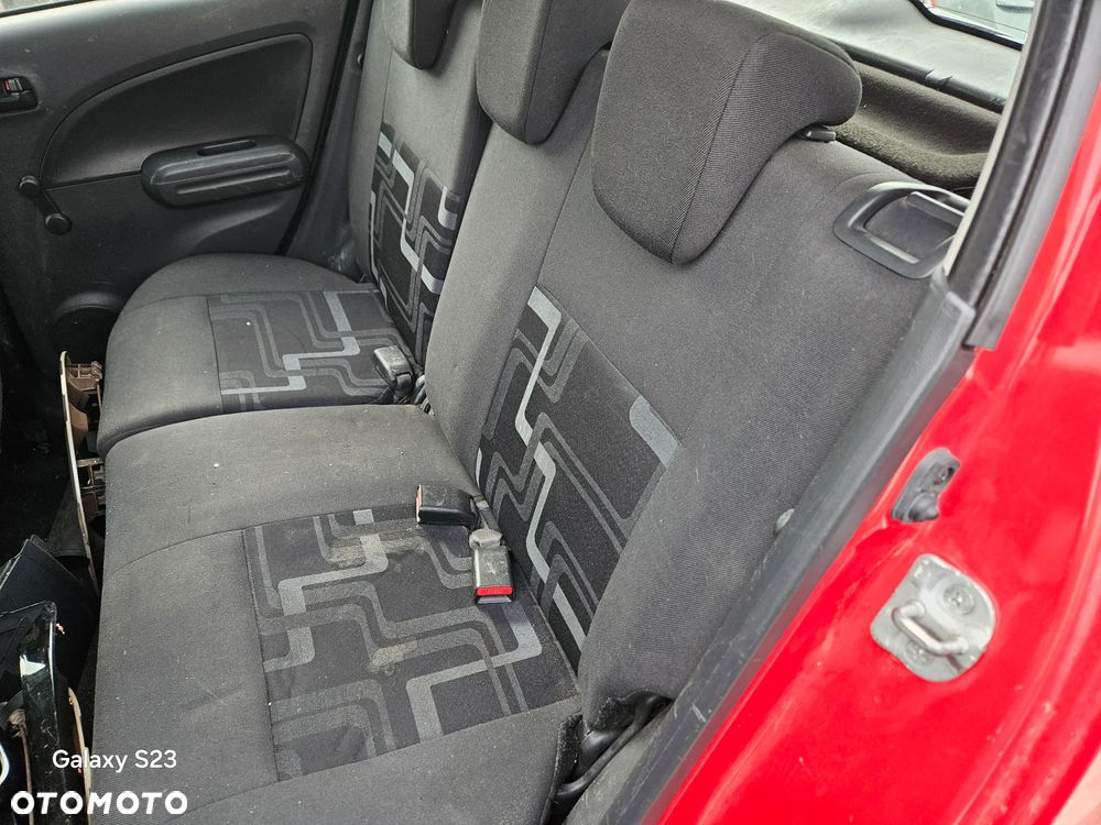 Fotel kierowcy pasażera kanapa Suzuki Splash 2011r Europa 5d hatchback - 4
