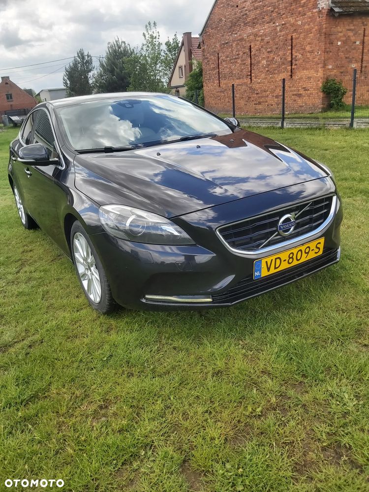Volvo V40 D2 Summum - 6