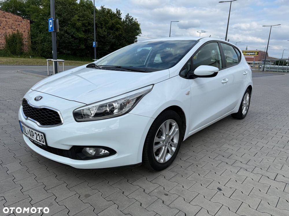 Kia Ceed - 19