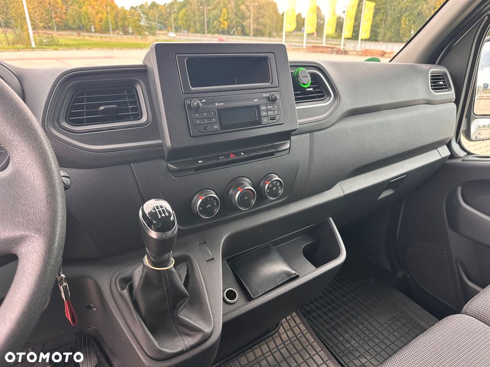 Opel Movano - 17
