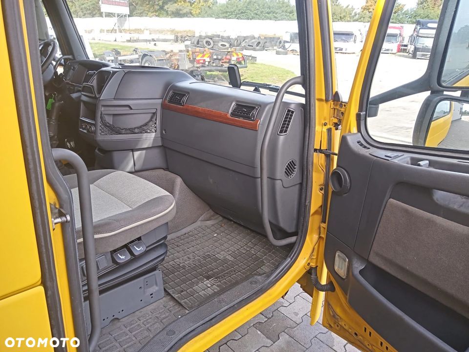 VOLVO FH13 LIFT KABINA GLOB MANUAL 2013R - 6