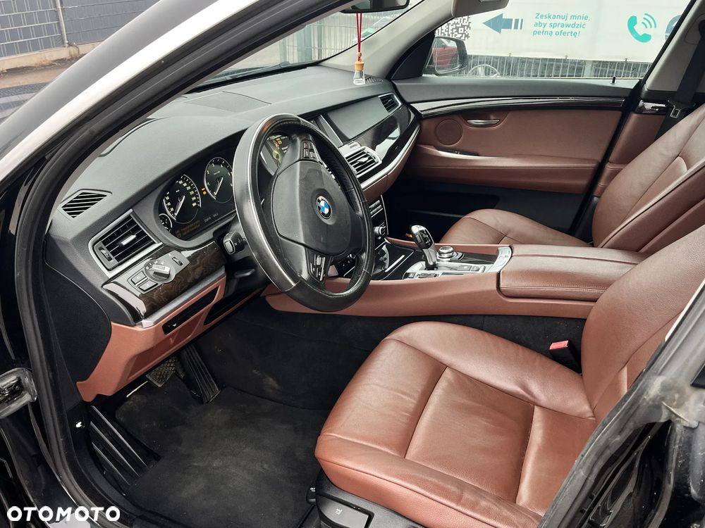 BMW 5GT - 13
