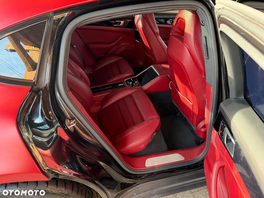 Porsche Panamera - 10