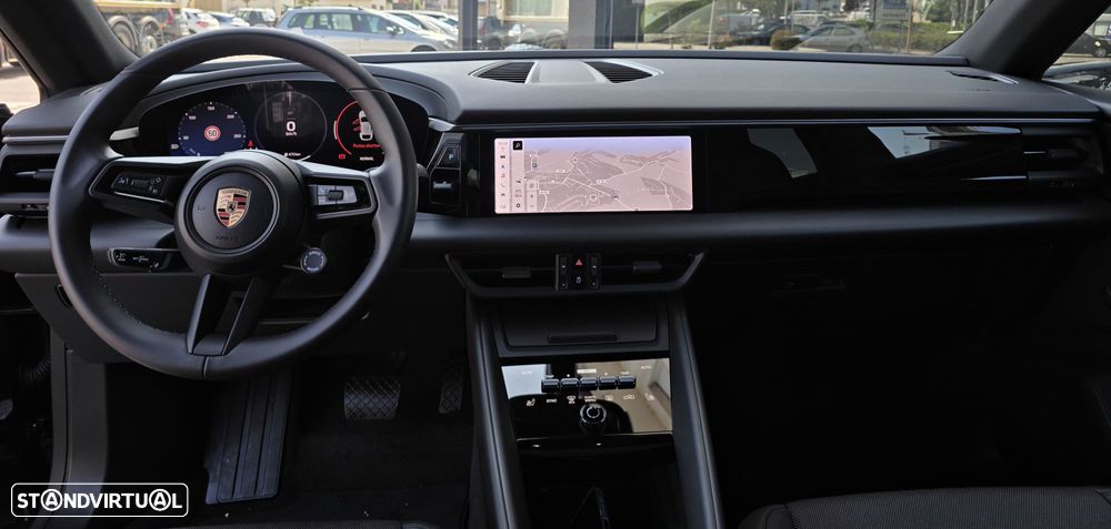 Porsche Macan Electric - 23