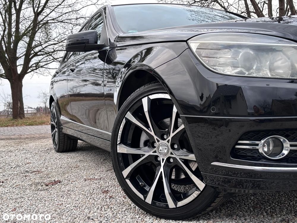 Mercedes-Benz Klasa C 180 Kompressor Avantgarde - 21