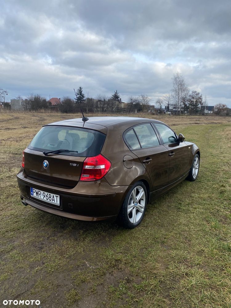 BMW Seria 1 118i - 4