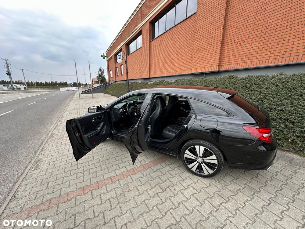 Mercedes-Benz CLA 220 d 7G-DCT - 17