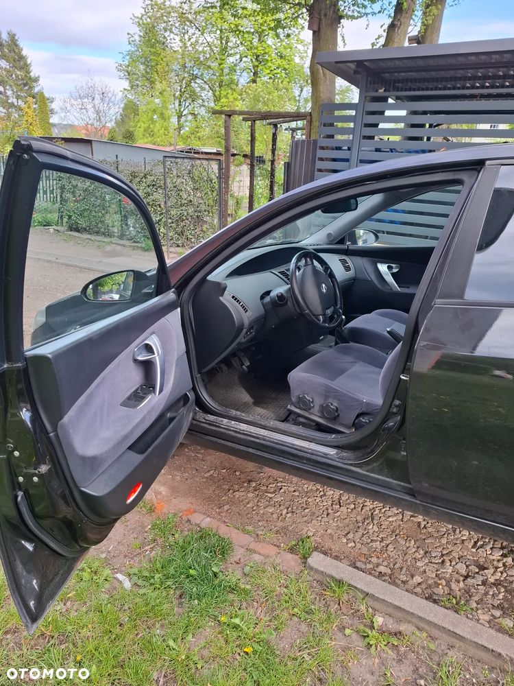 Nissan Primera - 7