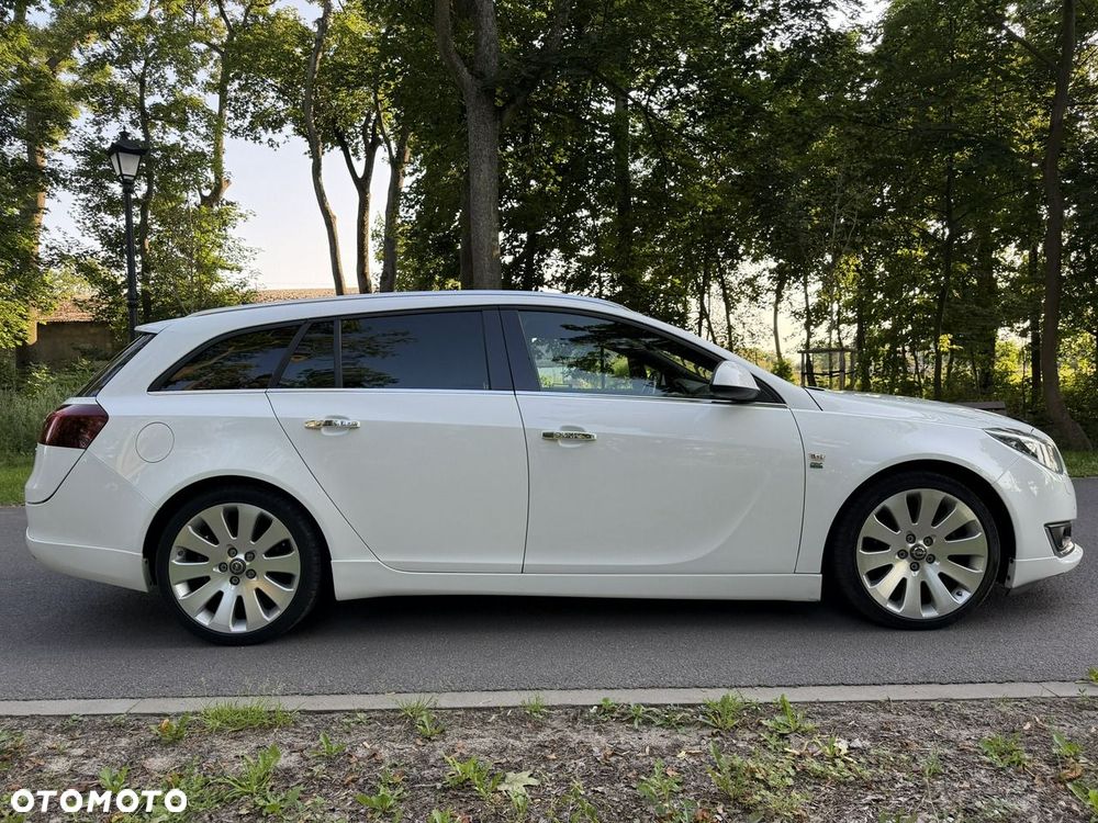 Opel Insignia - 12