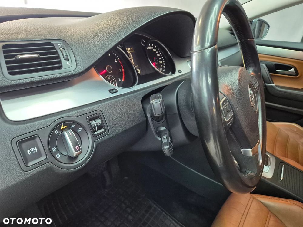 Volkswagen Passat CC 1.8 TSI DSG - 13
