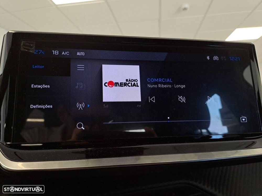 Peugeot e-2008 54 kWh Allure - 19