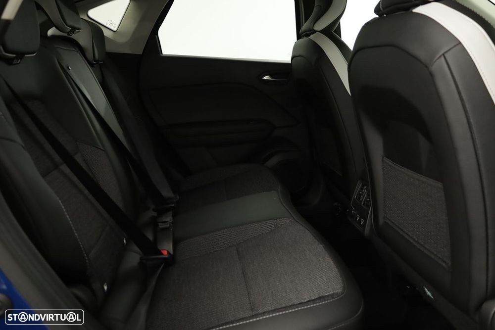 Renault Captur 1.0 TCe Techno Bi-Fuel - 24