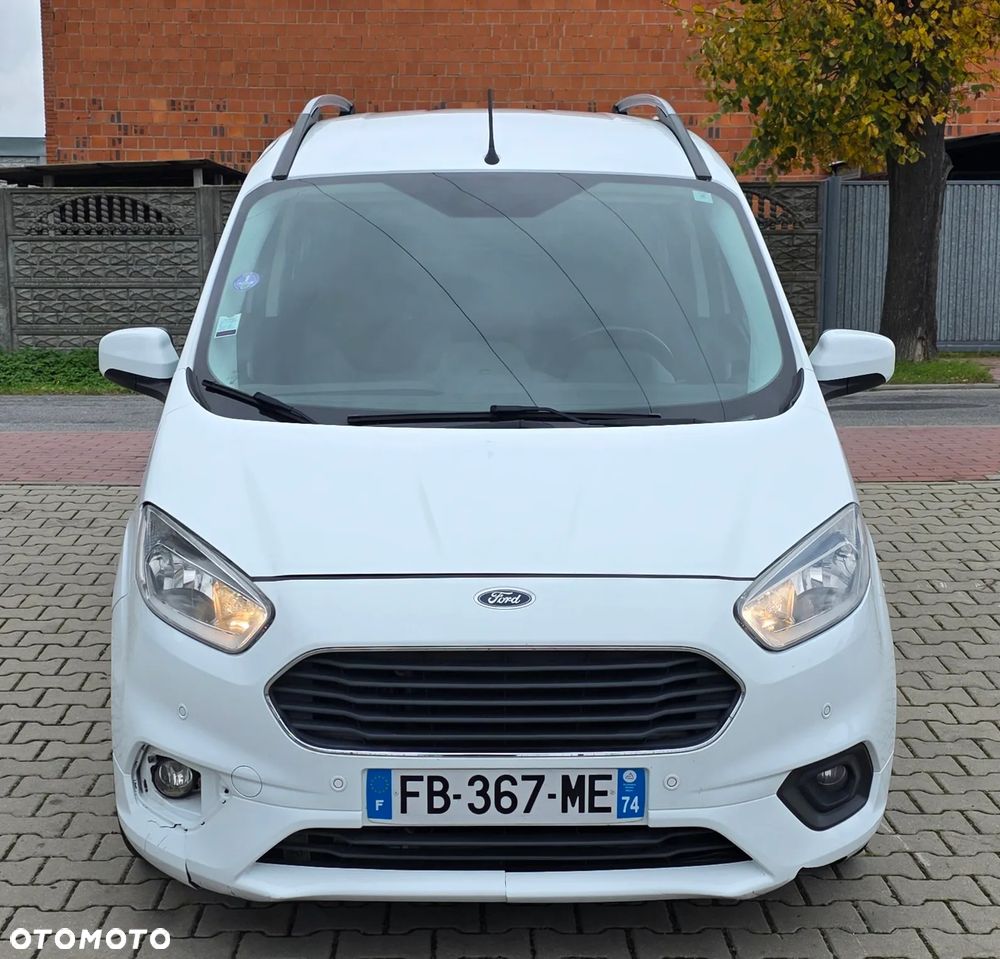 Ford Courier - 8