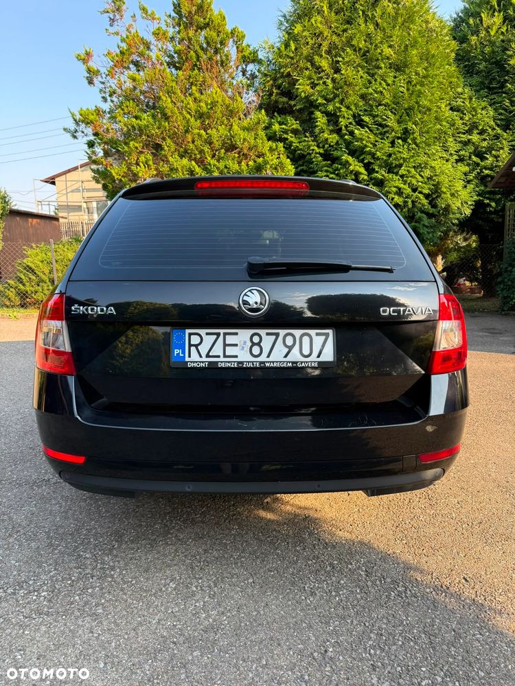 Skoda Octavia 1.6 TDI Ambition - 4