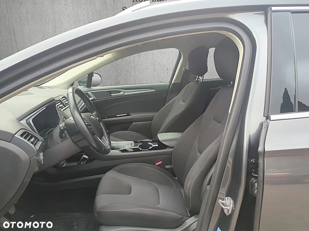 Ford Mondeo 2.0 TDCi Titanium - 10