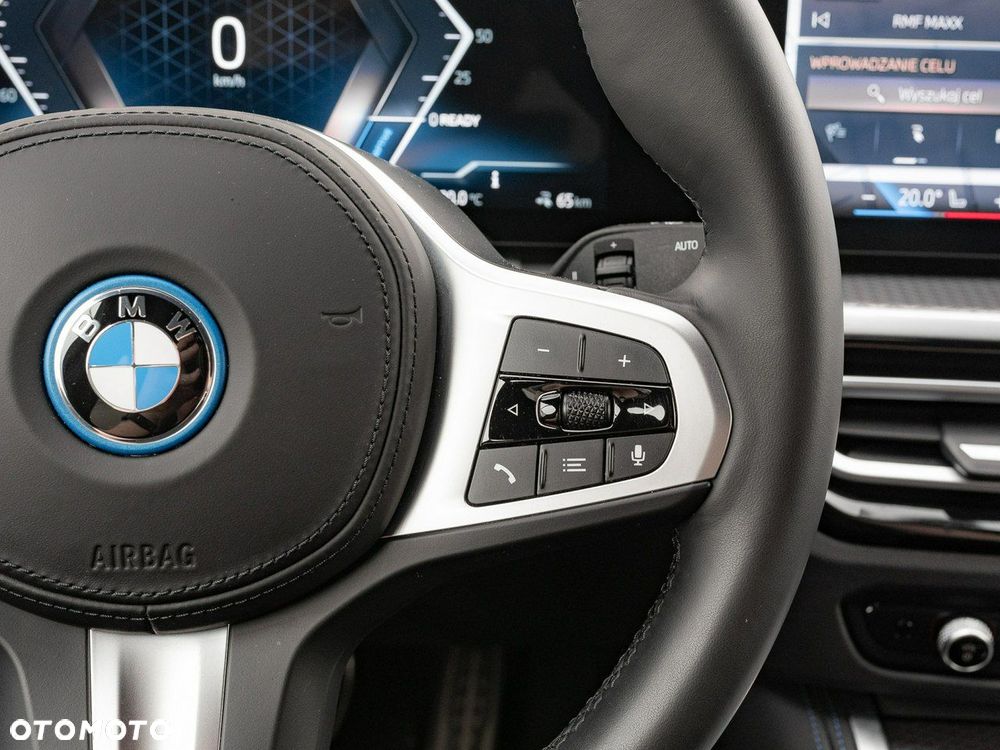 BMW i4 - 18