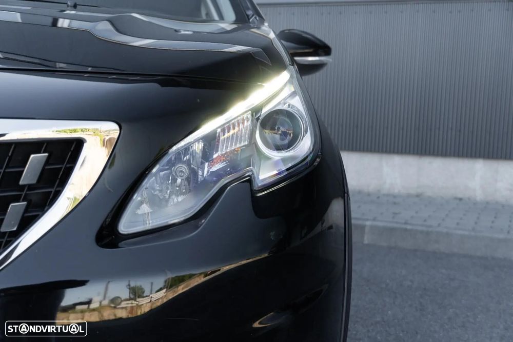 Peugeot 2008 1.2 PureTech Signature - 27