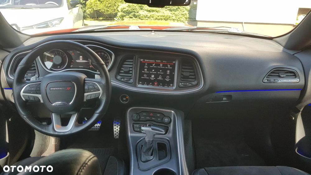 Dodge Challenger 6.4 Scat Pack - 14