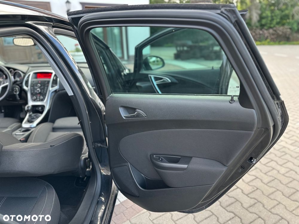 Opel Astra - 28