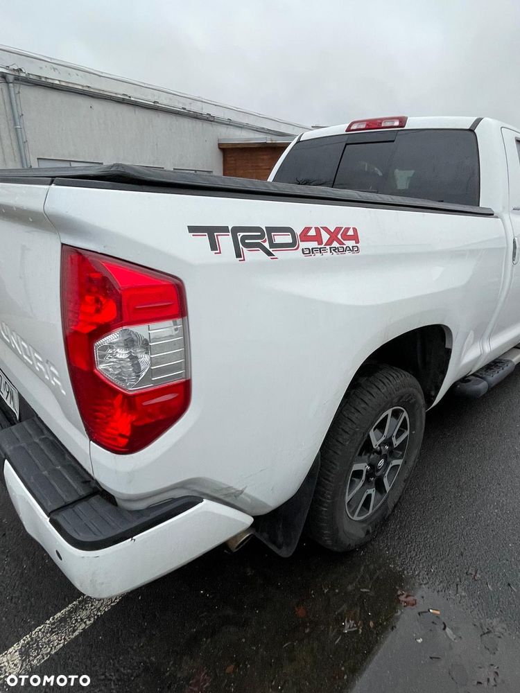 Toyota Tundra 5.7 4x4 Double Cab Limited - 19