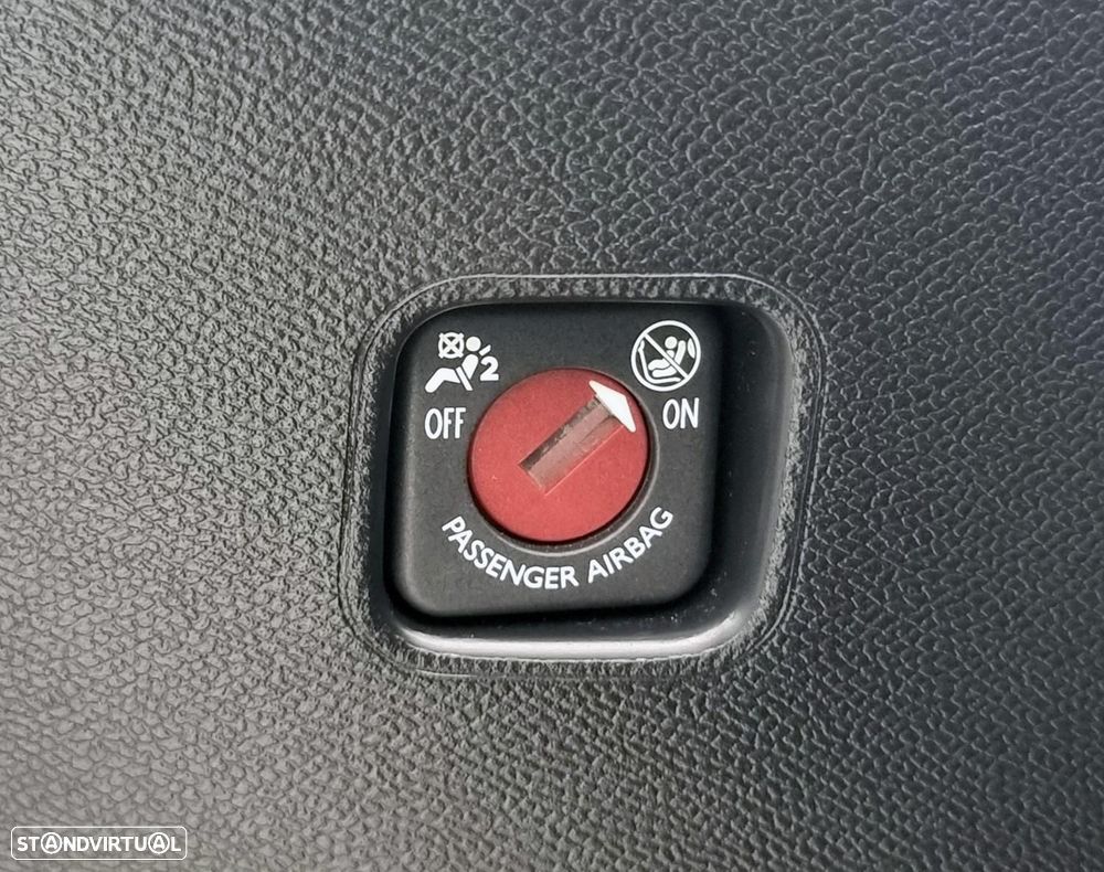 Peugeot 208 1.2 PureTech Allure Pack EAT8 - 50