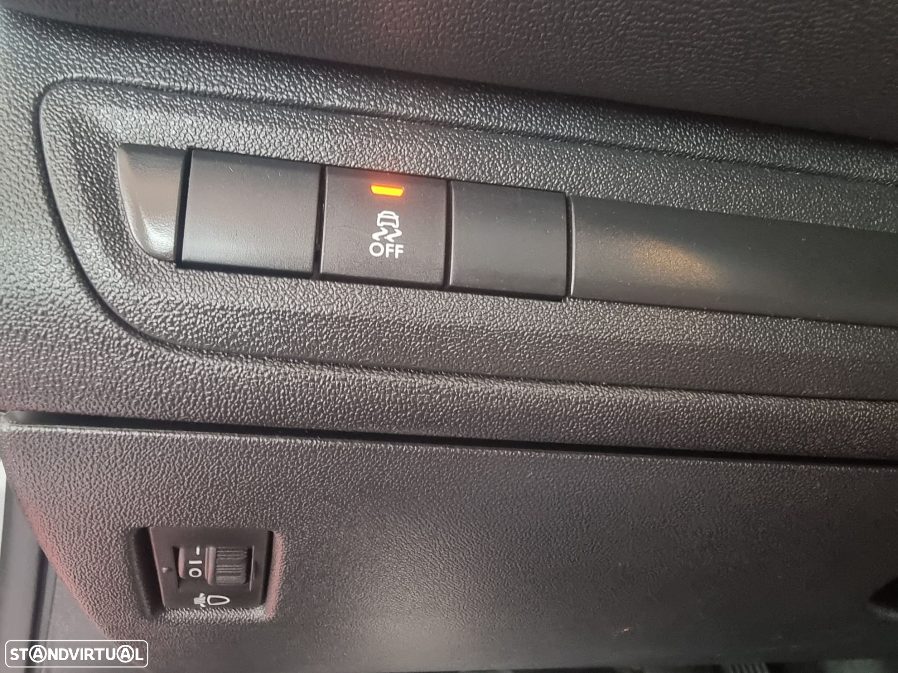 Peugeot 208 1.4 HDi Active - 23