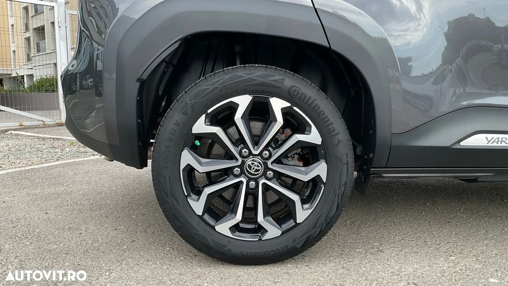 Toyota Yaris Cross 1.5 VVT-i HSD 4x2 Dynamic - 17