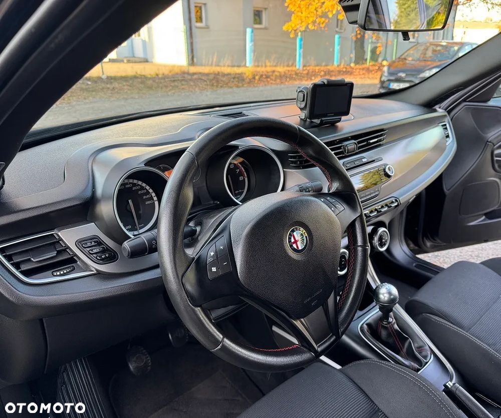Alfa Romeo Giulietta - 24