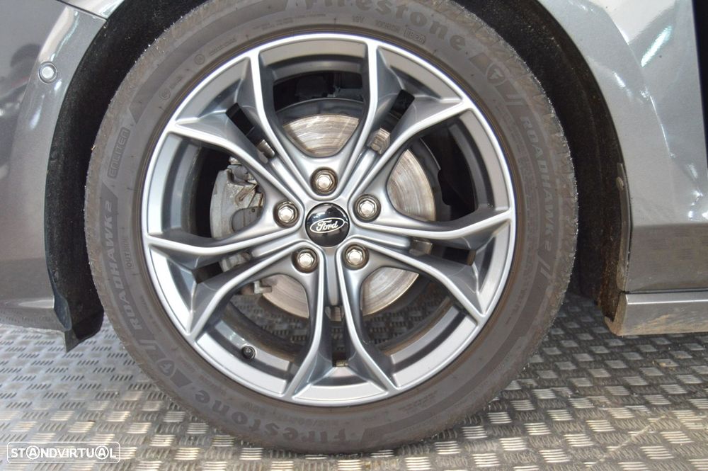 Ford Focus 1.5 TDCi ECOBlue ST-Line - 11