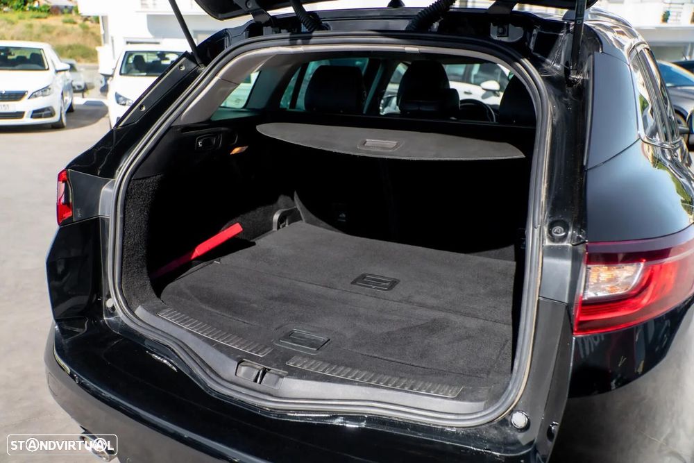 Renault Mégane Sport Tourer 1.5 dCi Dynamique S EDC - 32