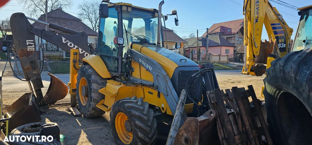 Volvo BL 71 Buldoexcavator - 1