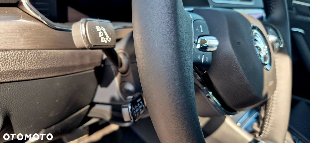 Skoda Superb 2.0 TSI Sportline DSG - 13