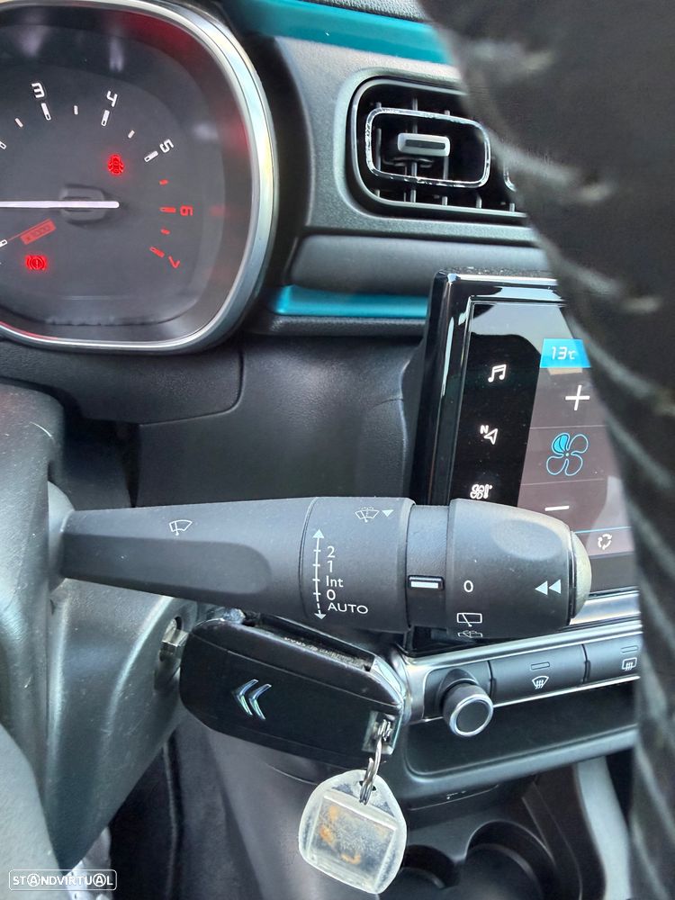 Citroën C3 1.2 PureTech Shine Pack EAT6 - 22