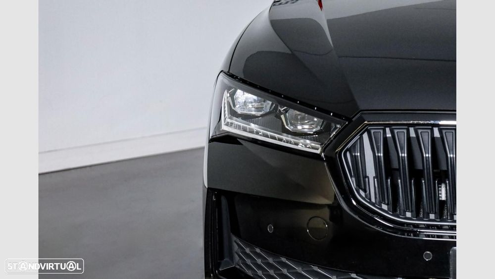 Skoda Superb 1.5 TSI iV Sportline DSG - 4