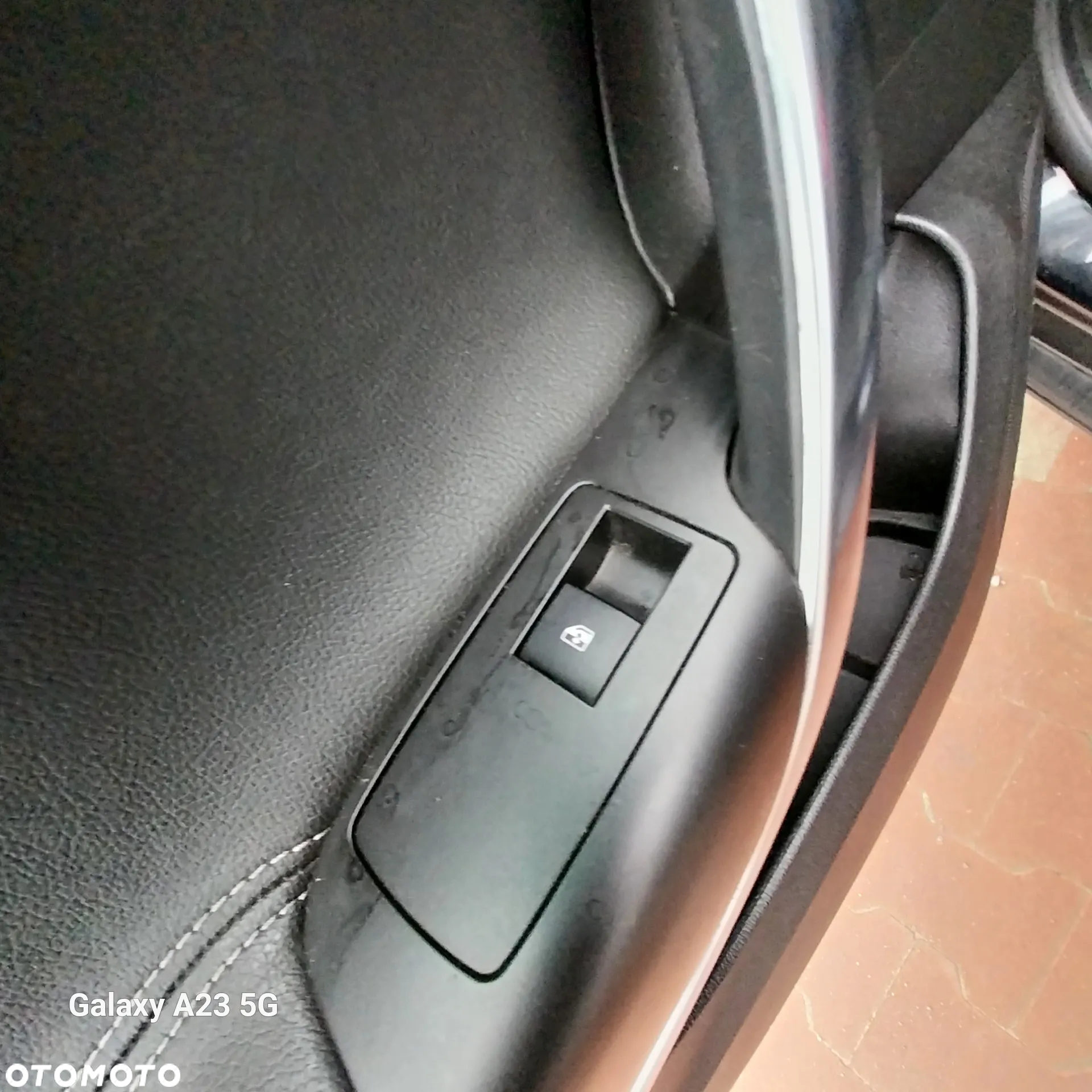 Opel Insignia 2.0 CDTI - 12