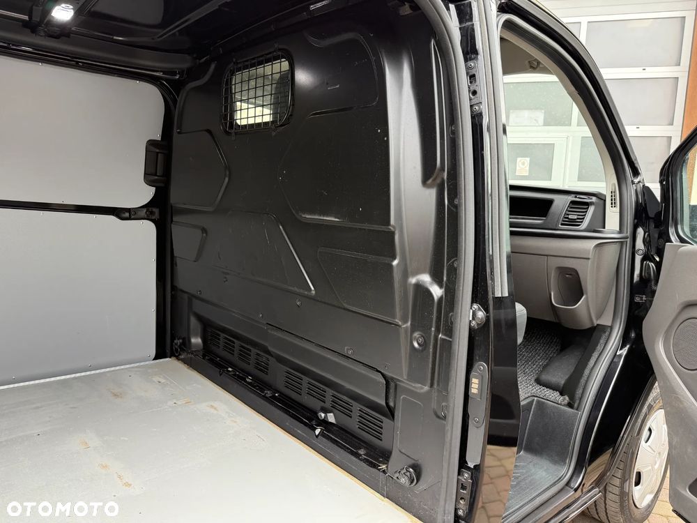 Ford Custom L1H1 - 20