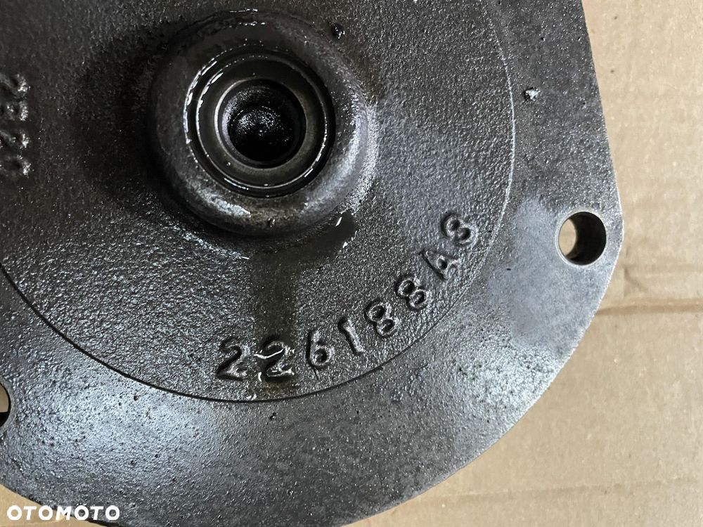 New Holland T8 Case Magnum - obudowa 226188A3 - 5