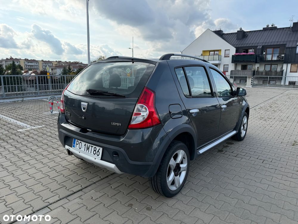 Dacia Sandero - 6