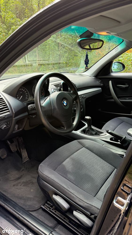 BMW Seria 1 118i - 10