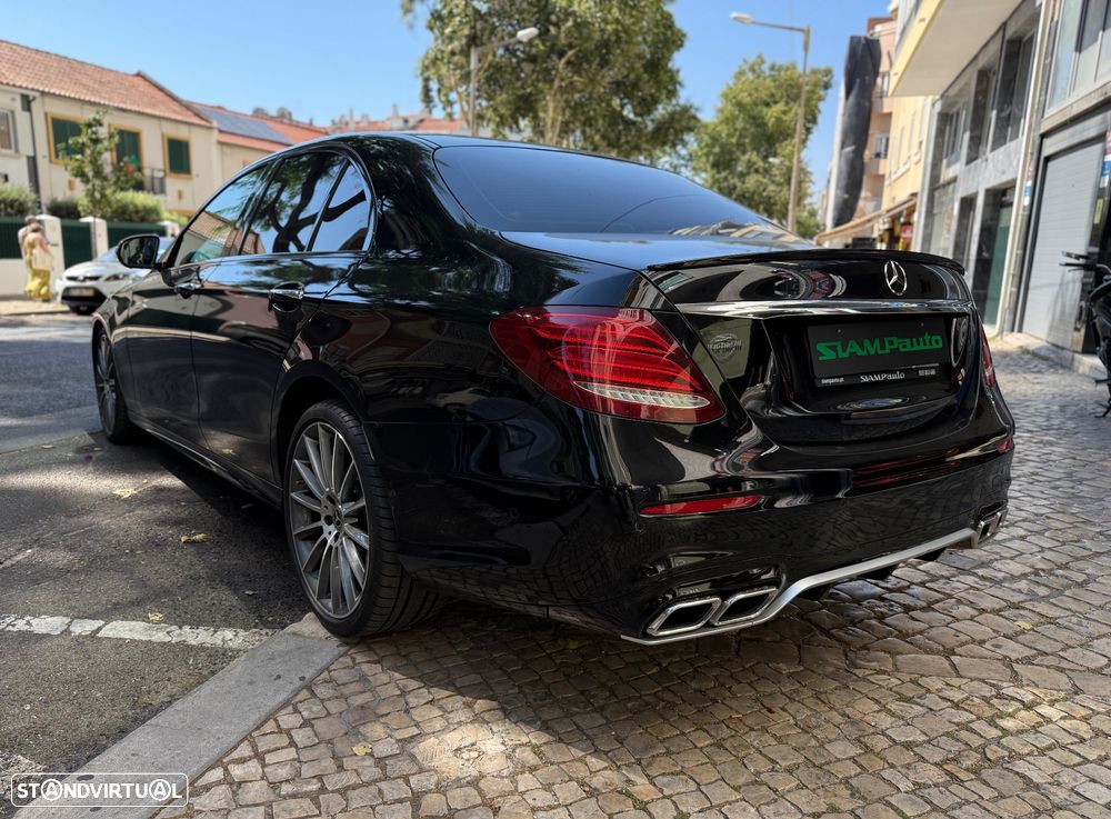Mercedes-Benz E 300 d AMG Line - 4