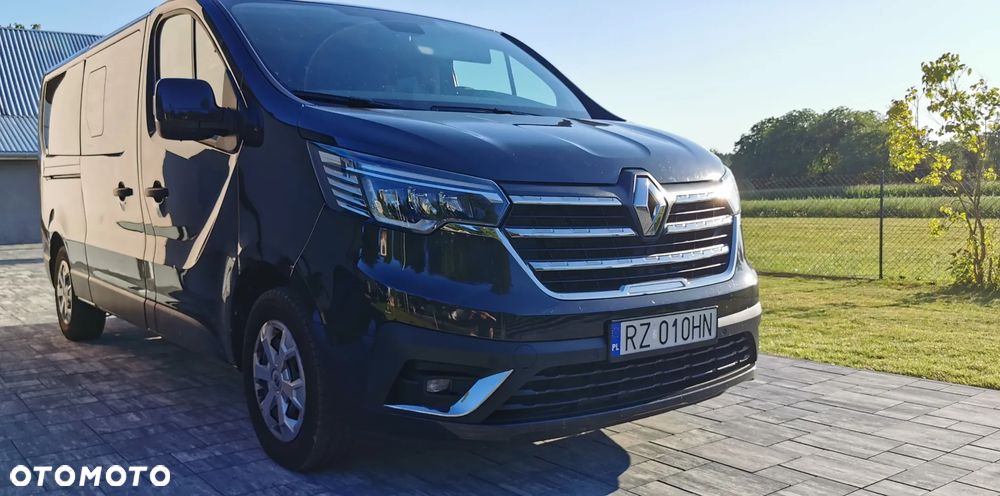 Renault Trafic 2.0 dCi EDC - 4