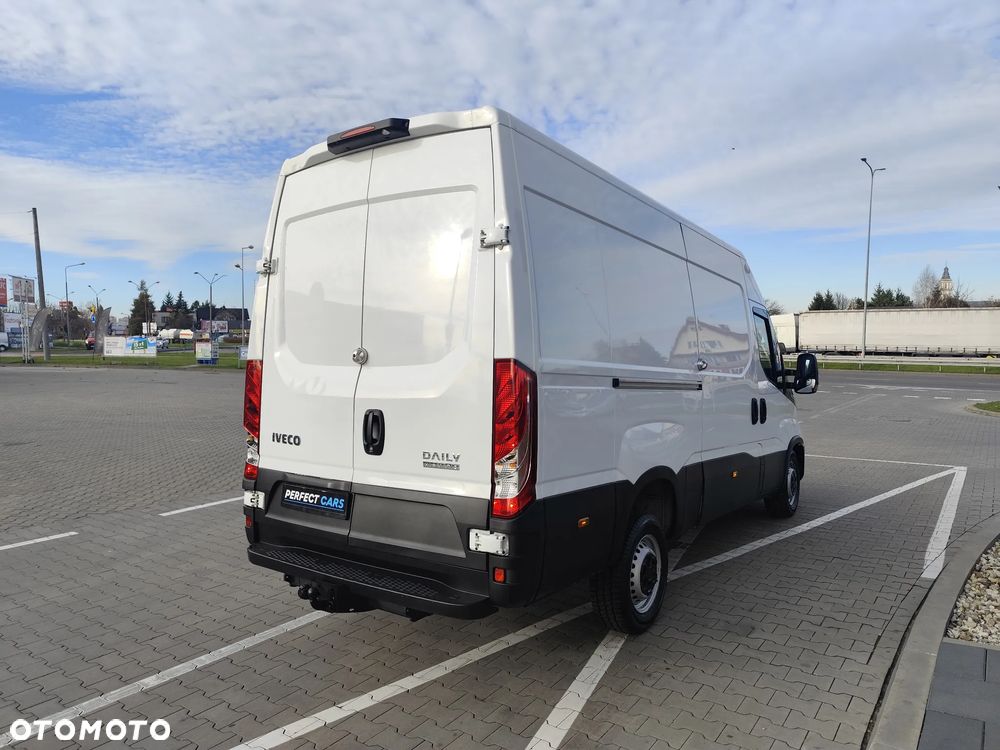 Iveco Daily 35S18 - 9