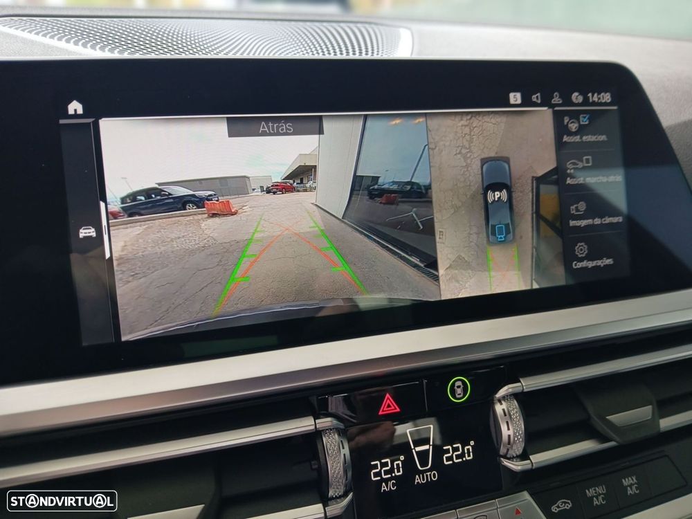 BMW 330 e Pack Desportivo M Auto - 23