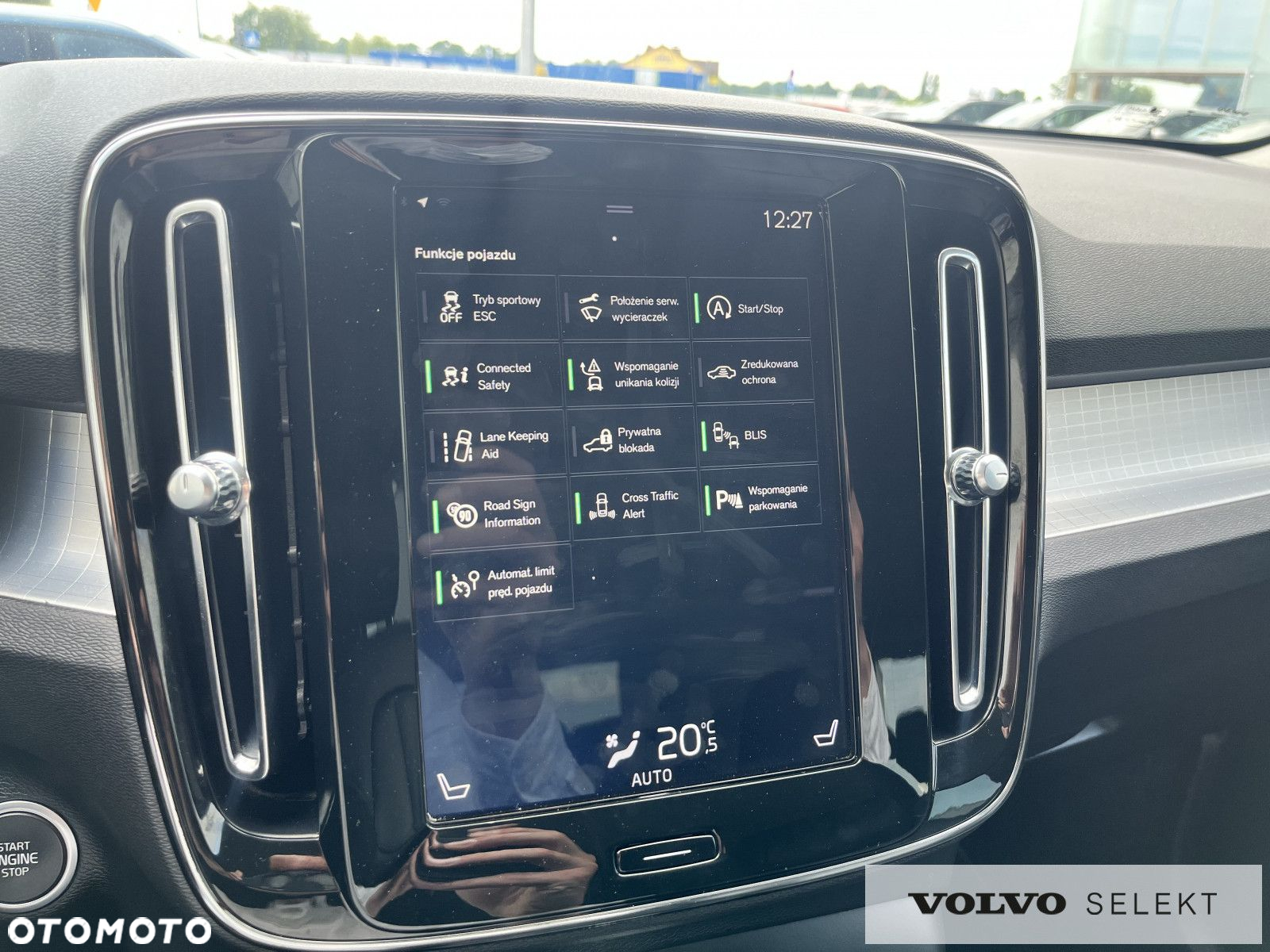Volvo XC 40 - 18